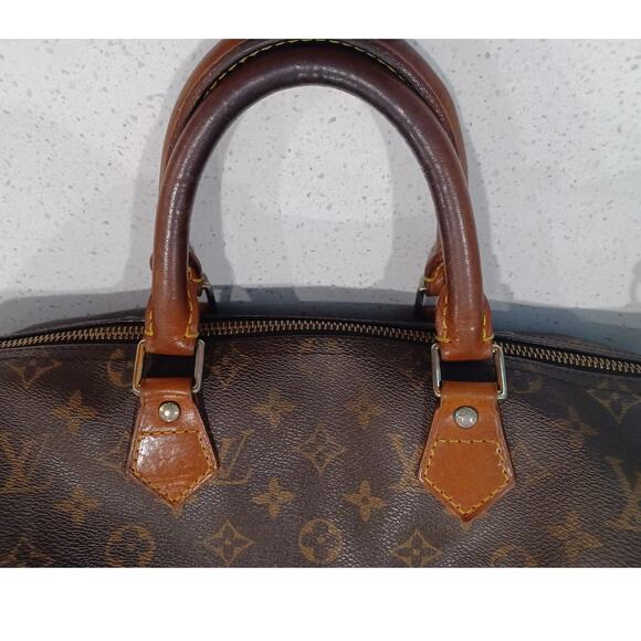 Authentic Louis Vuitton Monogram Speedy A0140 - Picture 5 of 13